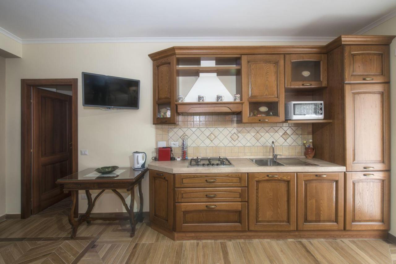 Bed & Breakfast Vacanze Romane Bagian luar foto