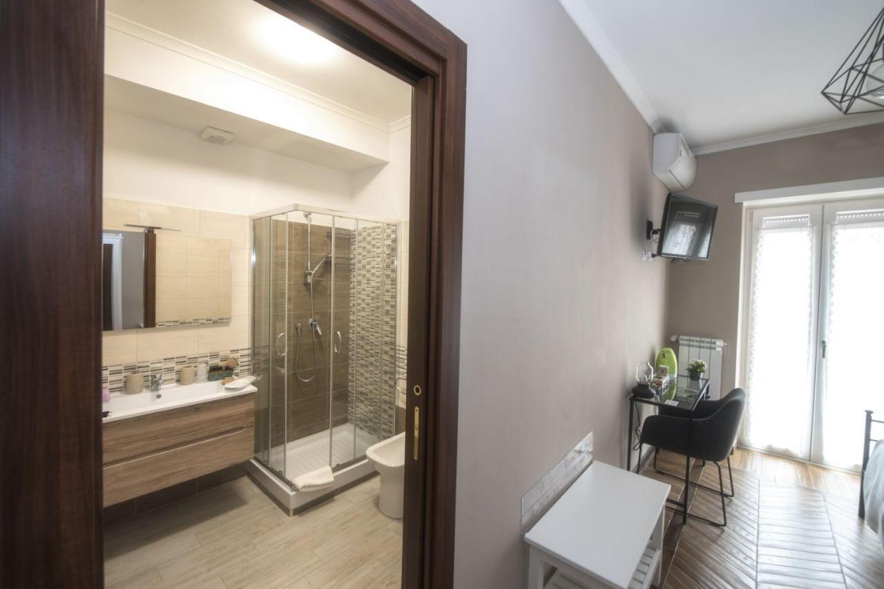 Bed & Breakfast Vacanze Romane Bagian luar foto